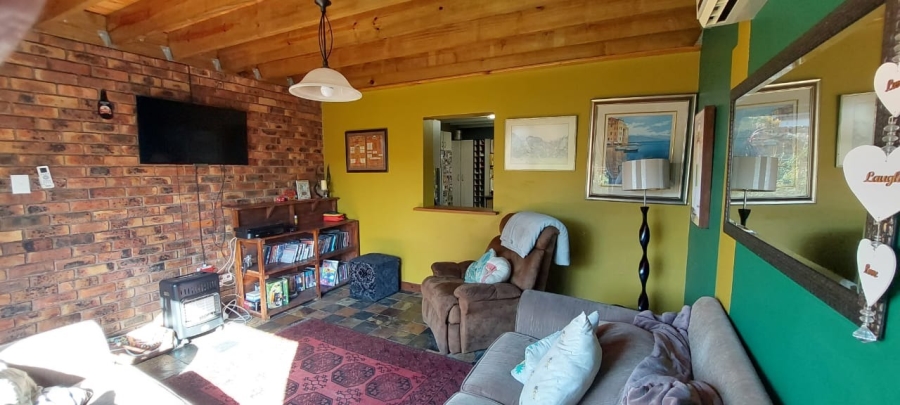 5 Bedroom Property for Sale in Gonubie Eastern Cape